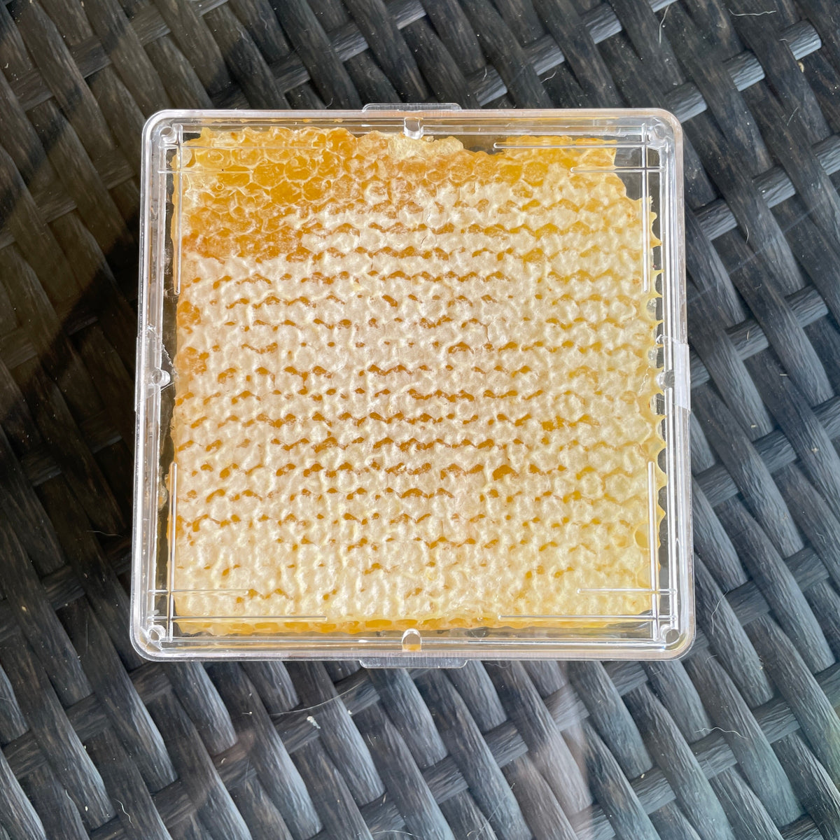 Honeycomb Cube Candle – Bees Light Candles