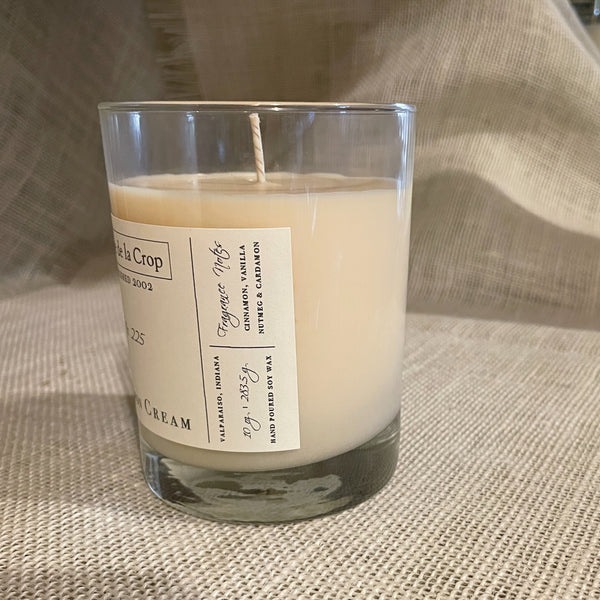 Soy Candle - Cinnamon Cream 100% Soy Wax, Hand-Poured Candle Fragrance Note:*Cinnamon, Cardamom, *Orange Peel, Cream, Nutmeg, Pepper, *Cassia, Black Tea, *Clove, and Vanilla* side