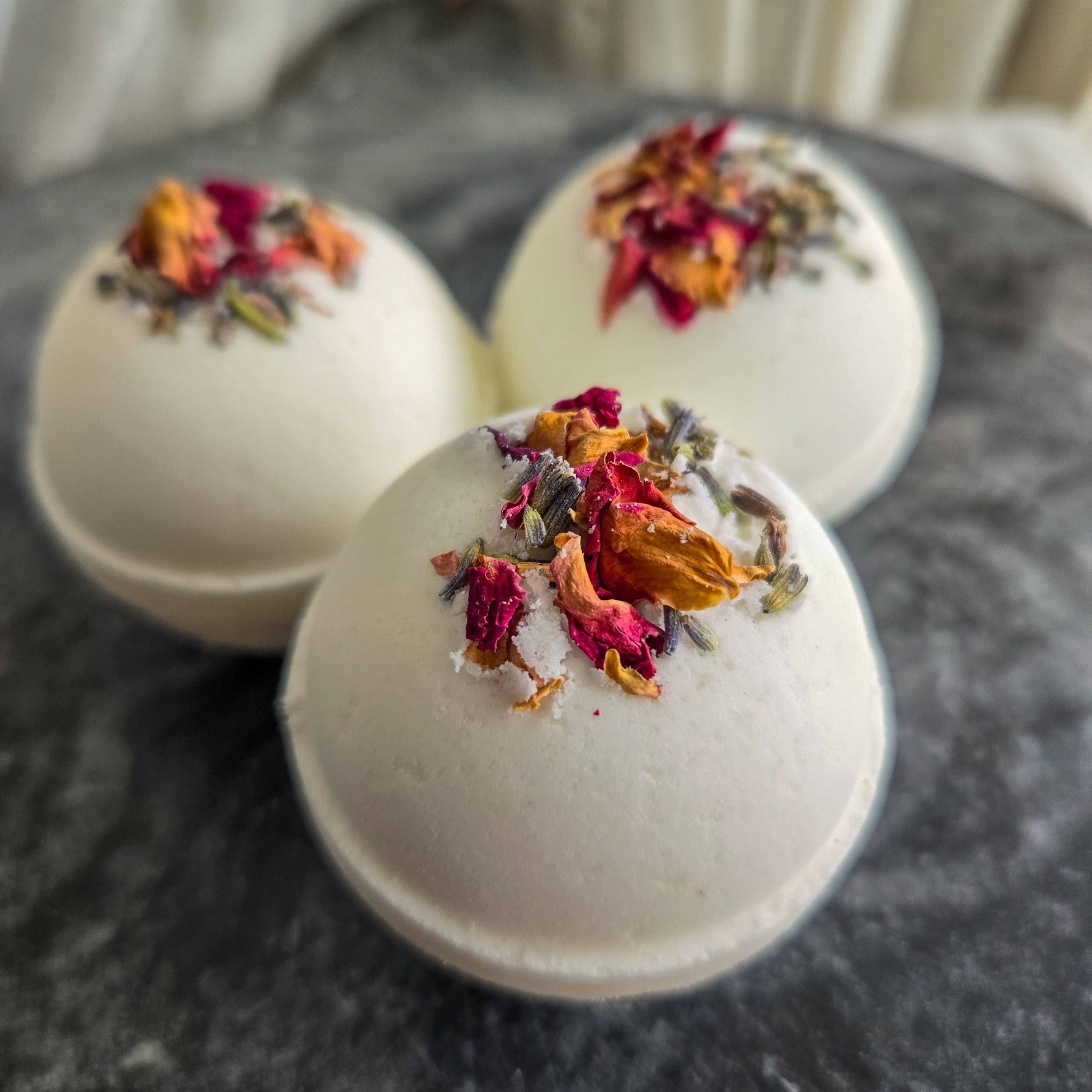 The Dreamer | Natural Bath Bomb